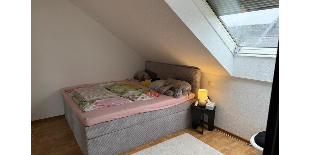 Dachgeschoßwohnung Euskirchen - 1 Zimmer, 50 m&sup2;, 450&euro; | Angebot:25657873