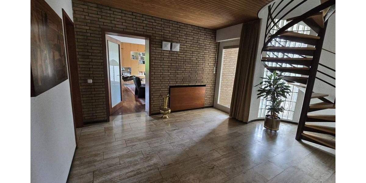 Einfamilienhaus Euskirchen Innenstadt - 1 Zimmer, 308 m&sup2;, 690.000&euro; | Angebot:25720786