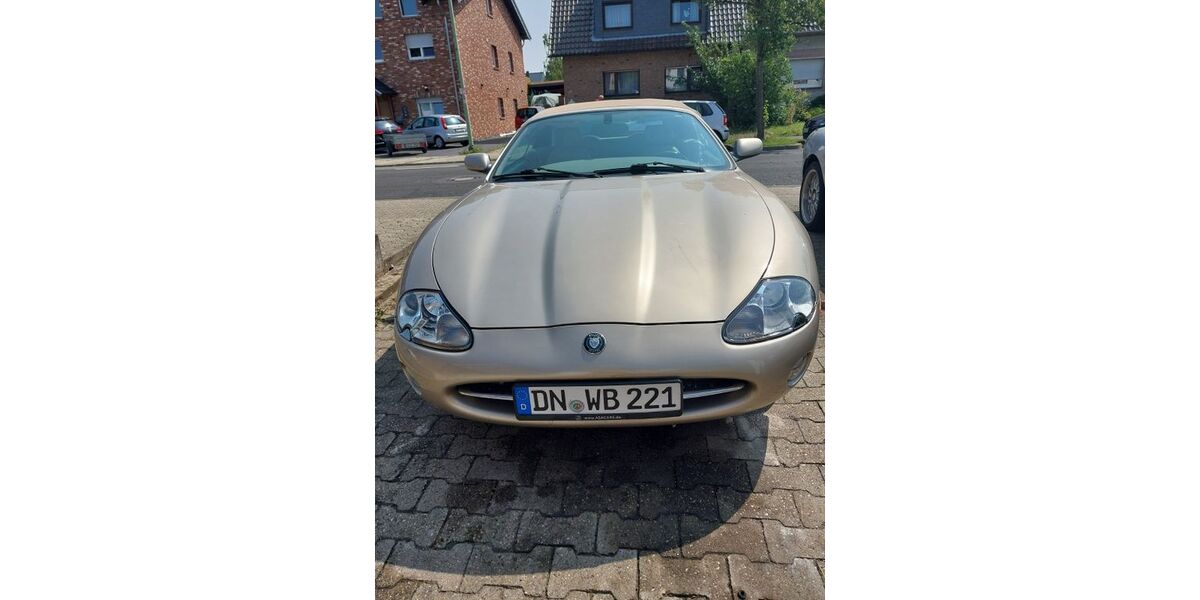 Jaguar XK8 140.000 km 16.900 &euro; Kreuzau 52372