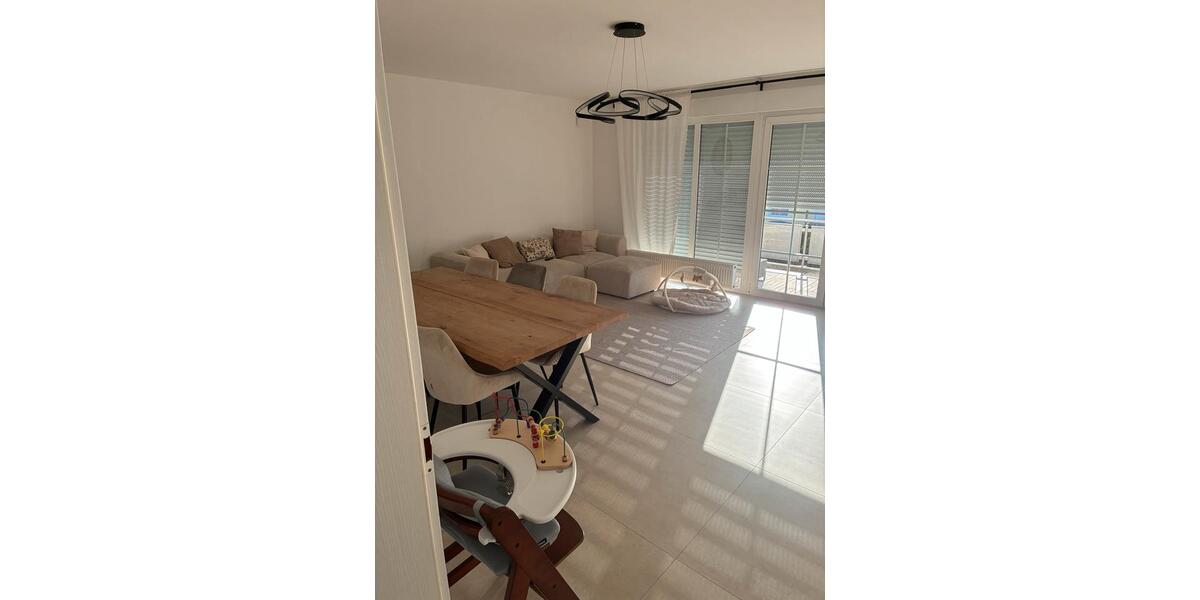 Etagenwohnung Kerpen Buir - 3 Zimmer, 94 m&sup2;, 1.500&euro; | Angebot:25408476