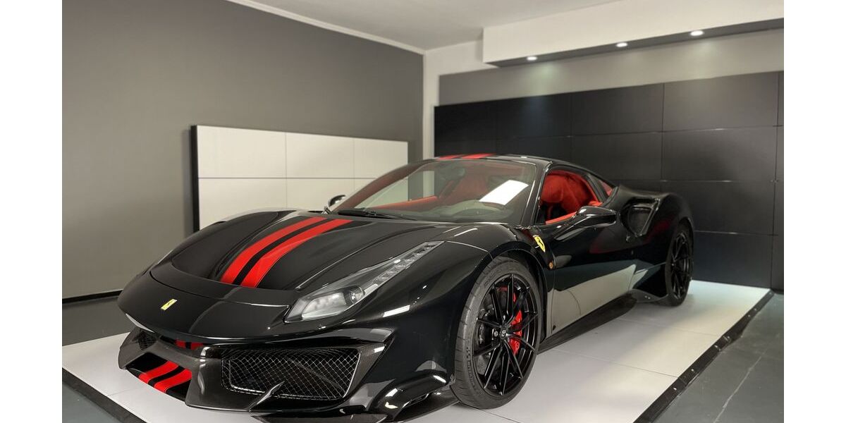 Ferrari 488 Pista 5.550 km 649.000 &euro; Köln 51067