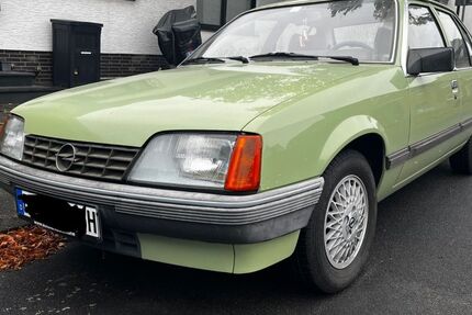 Opel Rekord 69.000 km 3.999 &euro; Kerpen 50169