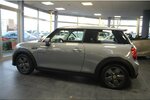 Mini Cooper SE Essential Trim 6.970 km 16.980 &euro; Euskirchen 53881