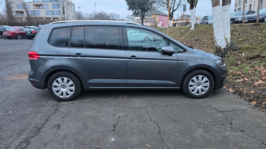 VW Touran 189.000 km 13.500 &euro; Köln 51109
