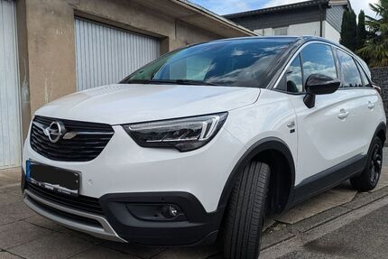 Opel Crossland (X) 37.044 km 10.950 &euro; Köln 50827