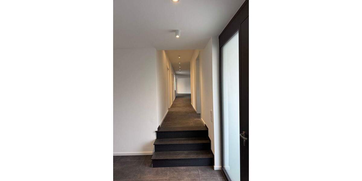 Etagenwohnung Frechen - 4 Zimmer, 205 m&sup2;, 4.540&euro; | Angebot:25728805