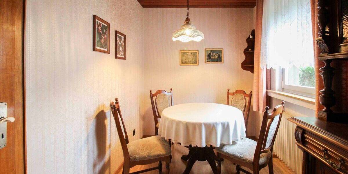 Einfamilienhaus Köln Esch/Auweiler - 7 Zimmer, 170 m&sup2;, 599.000&euro; | Angebot:25938956