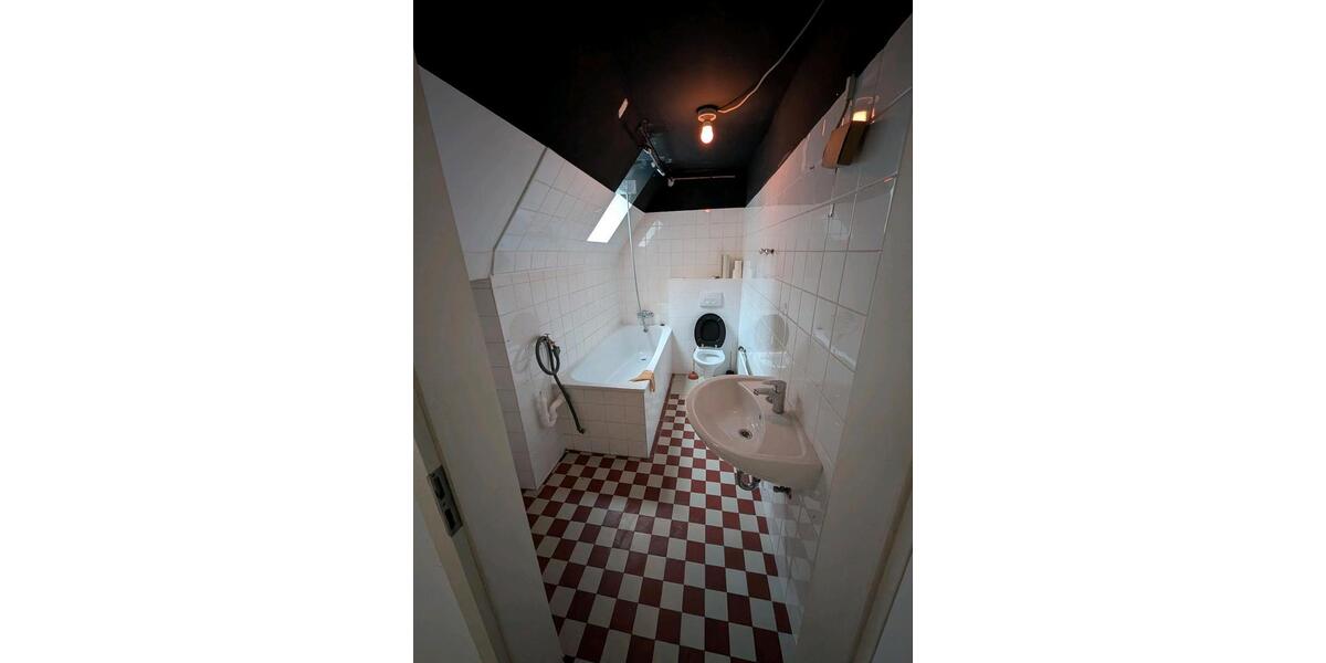 Etagenwohnung Köln Innenstadt - 2 Zimmer, 75 m&sup2;, 825&euro; | Angebot:25884060