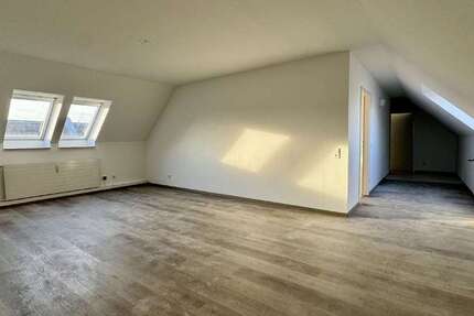 Wohnung Köln Lindenthal - 3 Zimmer, 110 m&sup2;, 2.200&euro; | Angebot:24884647