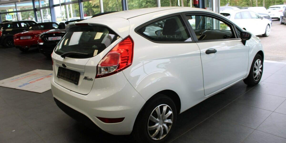 Ford Fiesta 1.2 - Klima - 85.572 km 4.980 &euro; Euskirchen 53881