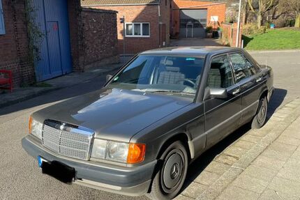 Mercedes-Benz 190 273.000 km 4.000 &euro; Grevenbroich 41517