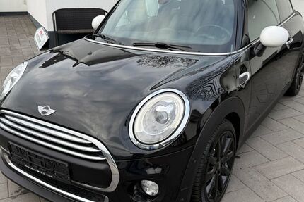 Mini ONE 149.101 km 5.980 &euro; Hürth bei Köln 50354