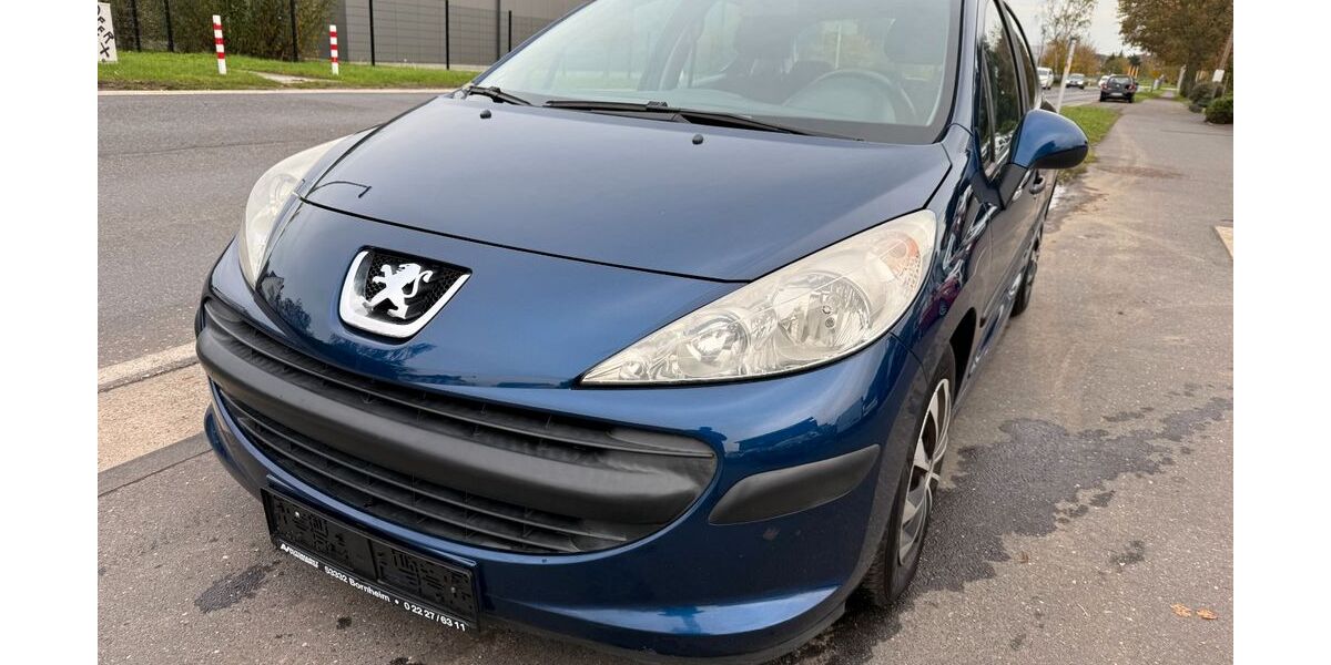 Peugeot 207 211.435 km 1.990 &euro; Bornheim 53332