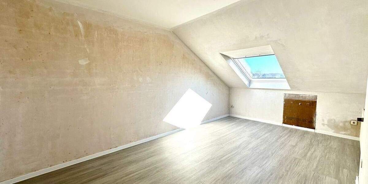 Reihenmittelhaus Neuss Rosellen - 6 Zimmer, 162 m&sup2;, 579.000&euro; | Angebot:25687672