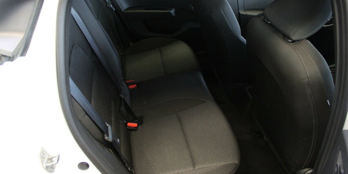 Renault Clio SCe 65 EQUILIBRE 17.461 km 12.980 &euro; Euskirchen 53881