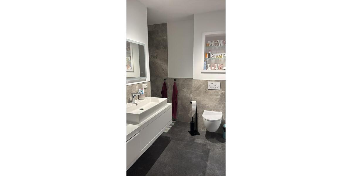 Doppelhaushälfte Niederzier - 2 Zimmer, 122 m&sup2;, 1.540&euro; | Angebot:24742221