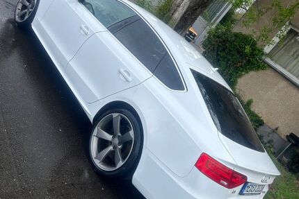 Audi A5 120.000 km 15.000 &euro; Monheim 40789
