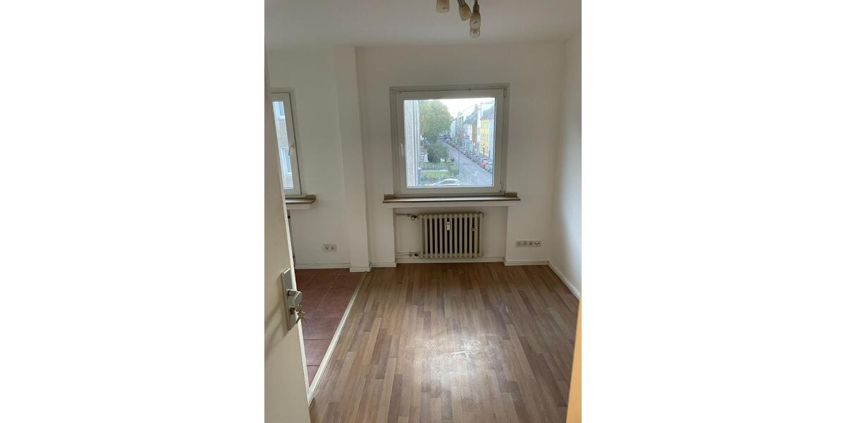 Etagenwohnung Köln Mülheim - 1 Zimmer, 21 m&sup2;, 580&euro; | Angebot:25216103