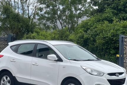 Hyundai ix35 192.000 km 5.600 &euro; Jülich 52428