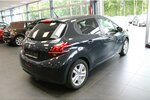 Peugeot 208 PureTech 82 Style 62.084 km 7.980 &euro; Euskirchen 53881