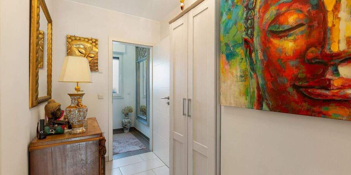 Etagenwohnung Erftstadt Lechenich - 3 Zimmer, 107 m&sup2;, 395.000&euro; | Angebot:25985343