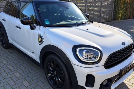 Mini Countryman SE (Cooper) 30.900 km 26.800 &euro; Nörvenich 52388