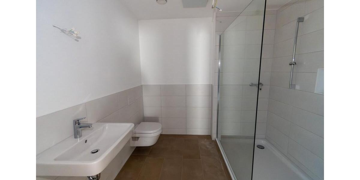 Etagenwohnung Köln Rodenkirchen - 3 Zimmer, 100 m&sup2;, 1.900&euro; | Angebot:25225226