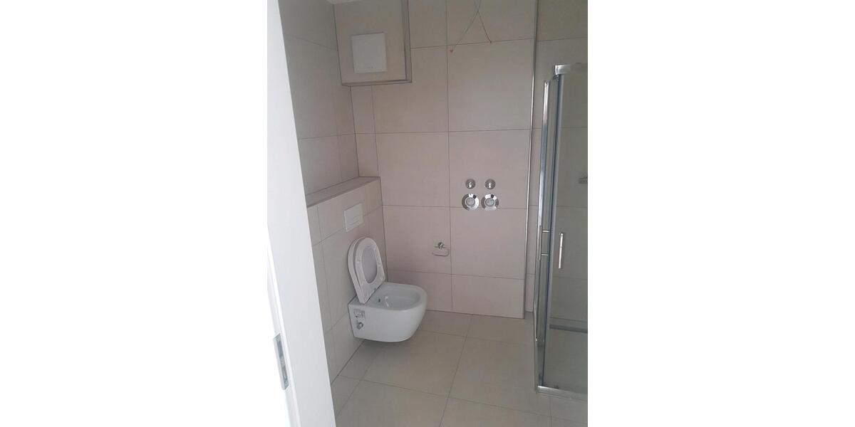 Etagenwohnung Brühl - 2 Zimmer, 55 m&sup2;, 1.350&euro; | Angebot:25053453