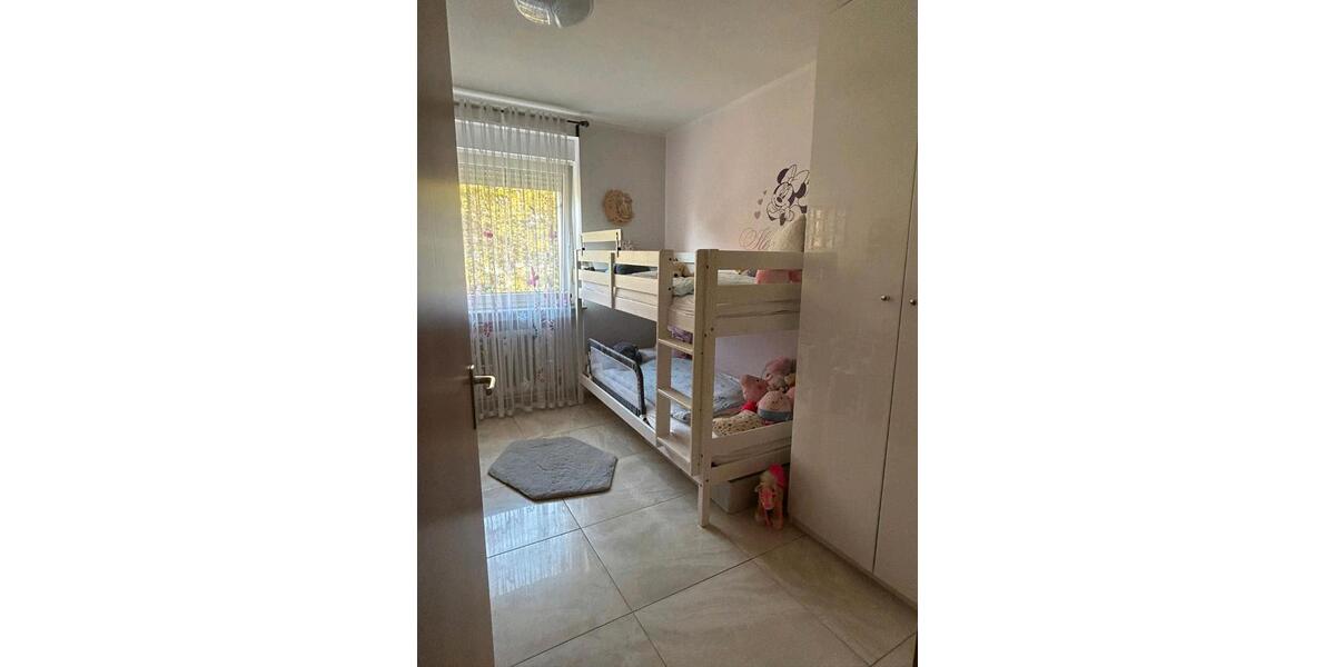 Etagenwohnung Köln Heimersdorf - 3 Zimmer, 74 m&sup2;, 1.300&euro; | Angebot:26613555