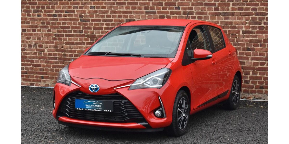 Toyota Yaris 10.000 km 12.990 &euro; Düren 52351