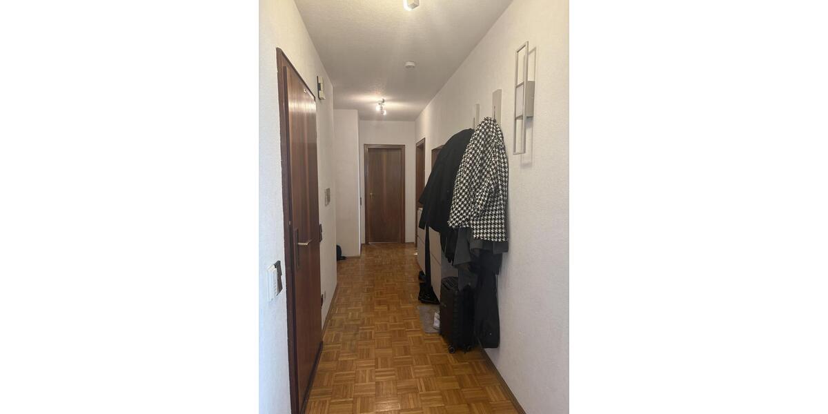 Etagenwohnung Wesseling - 3.5 Zimmer, 117 m&sup2;, 1.090&euro; | Angebot:25809450