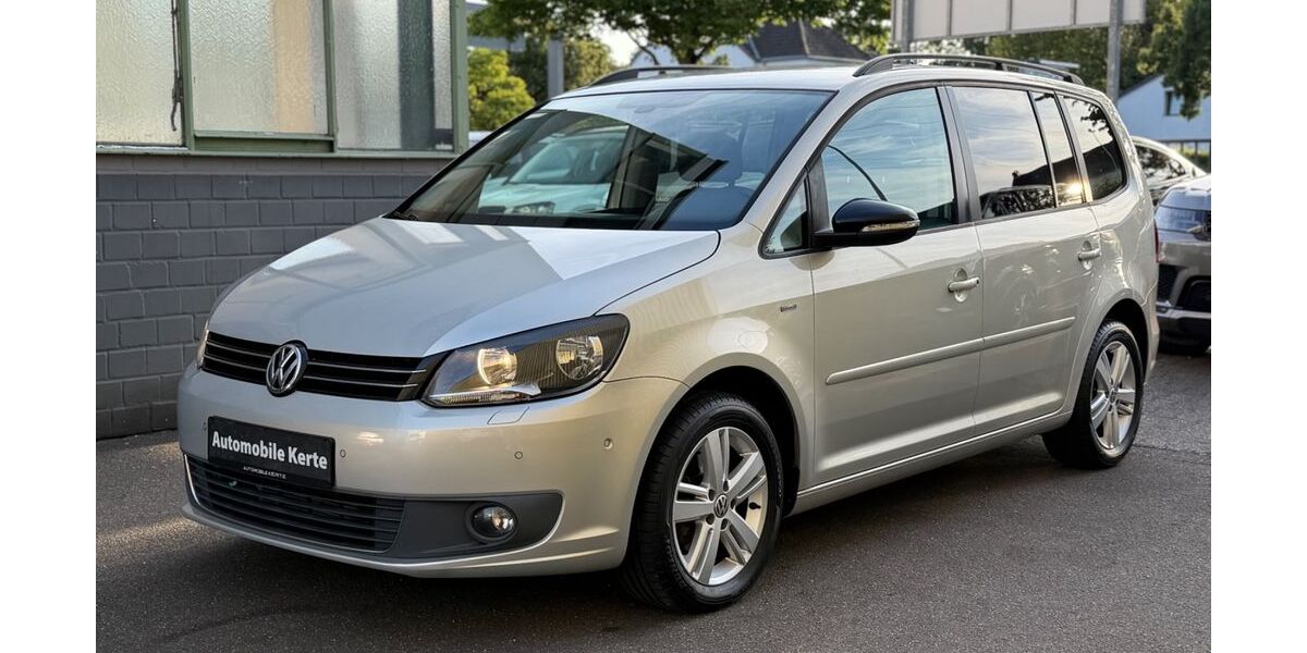 VW Touran 214.388 km 6.990 &euro; Leverkusen 51373