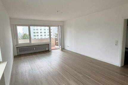 Wohnung Brühl - 3 Zimmer, 74 m&sup2;, 1.200&euro; | Angebot:25738901