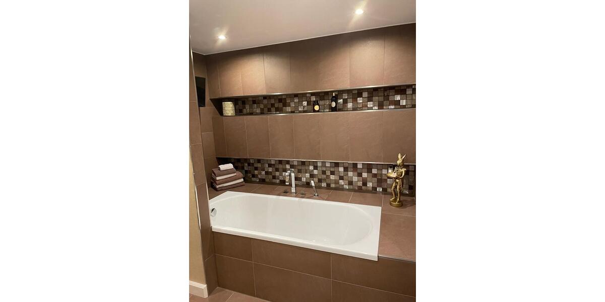 Erdgeschoßwohnung Köln Lindenthal - 5 Zimmer, 220 m&sup2;, 539.000&euro; | Angebot:25916142