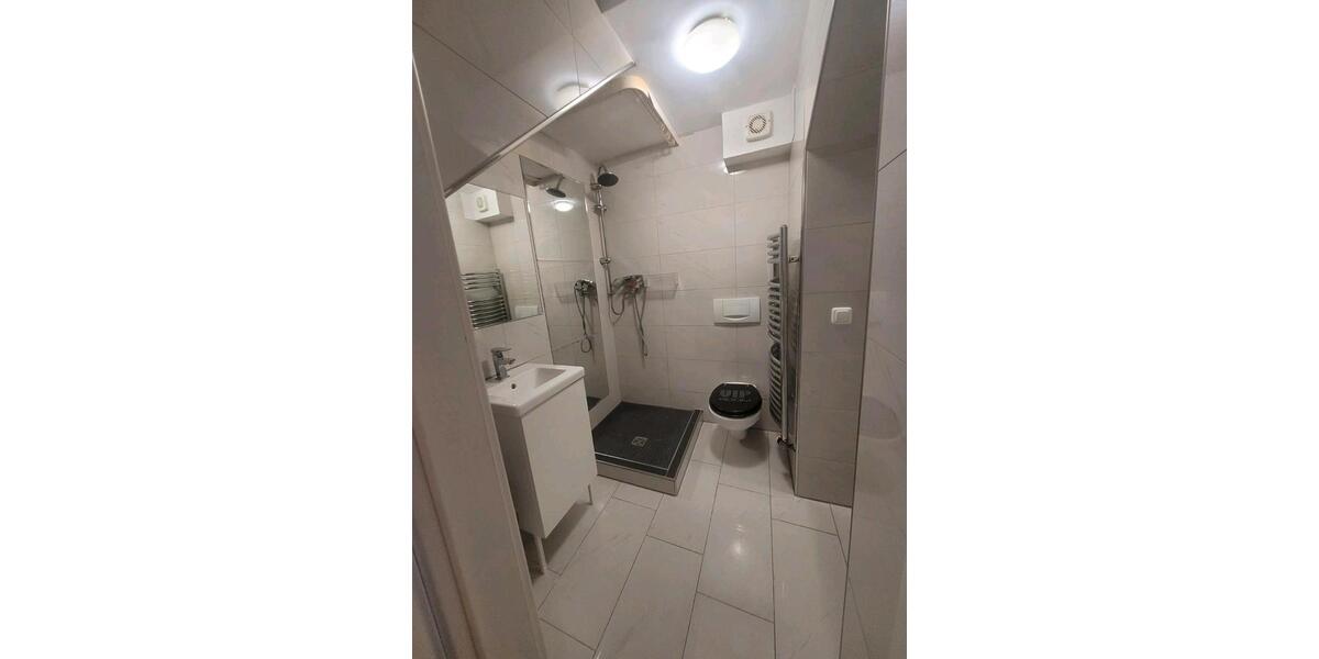 Etagenwohnung Köln Mülheim - 3 Zimmer, 45 m&sup2;, 890&euro; | Angebot:25641551