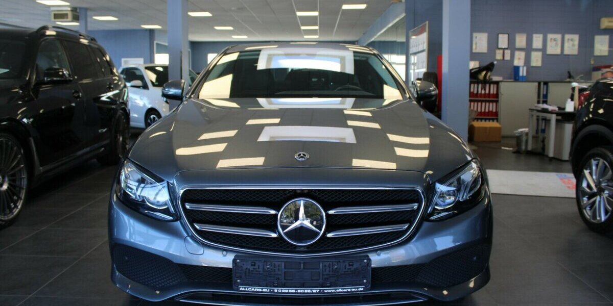 Mercedes-Benz E 300 e 9G-TRONIC Avantgarde 86.739 km 26.480 &euro; Euskirchen 53881